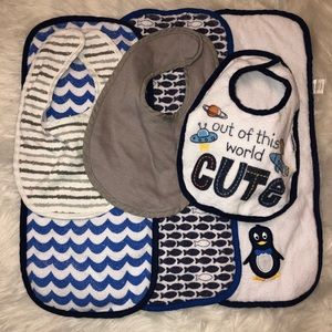 🐘 Bundle of 3 burp cloths & 3 bibs